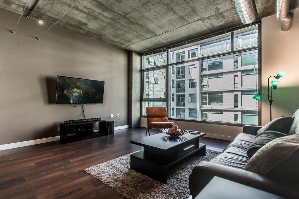 Met Lofts Suites Downtown La Лос-Анджелес Екстер'єр фото